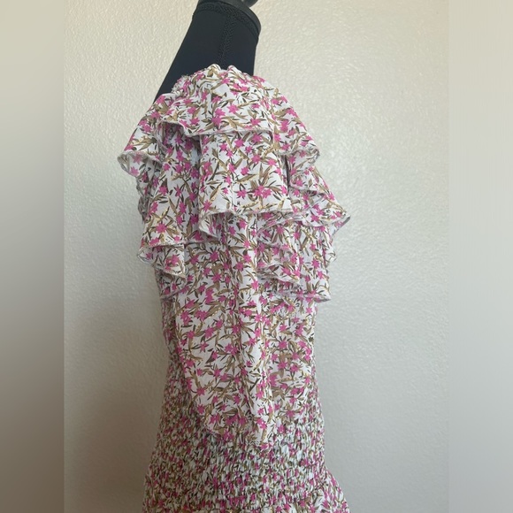 Women’s Layered Ruffle Dress - Picture 4 of 15